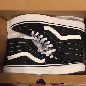 Sk8-Hi Vans